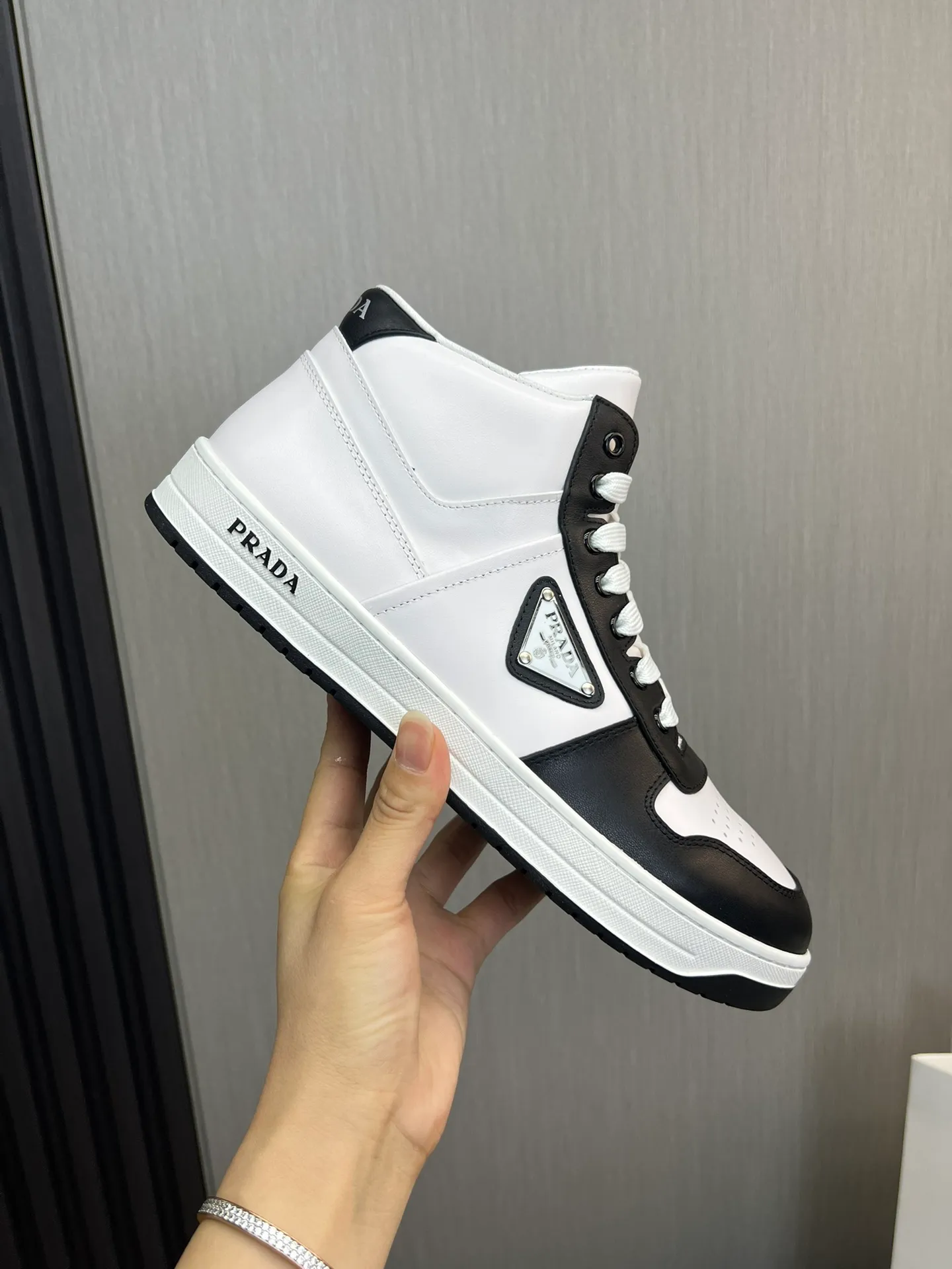 Men's shoes 💰620💰 [PRADA] Autumn and winter hot sale 🔥High quality shipment ✔️Original cowhide + cowhide lining, 1🆚1 replica, original sole, 38-45 (45 customized, non-refundable)
